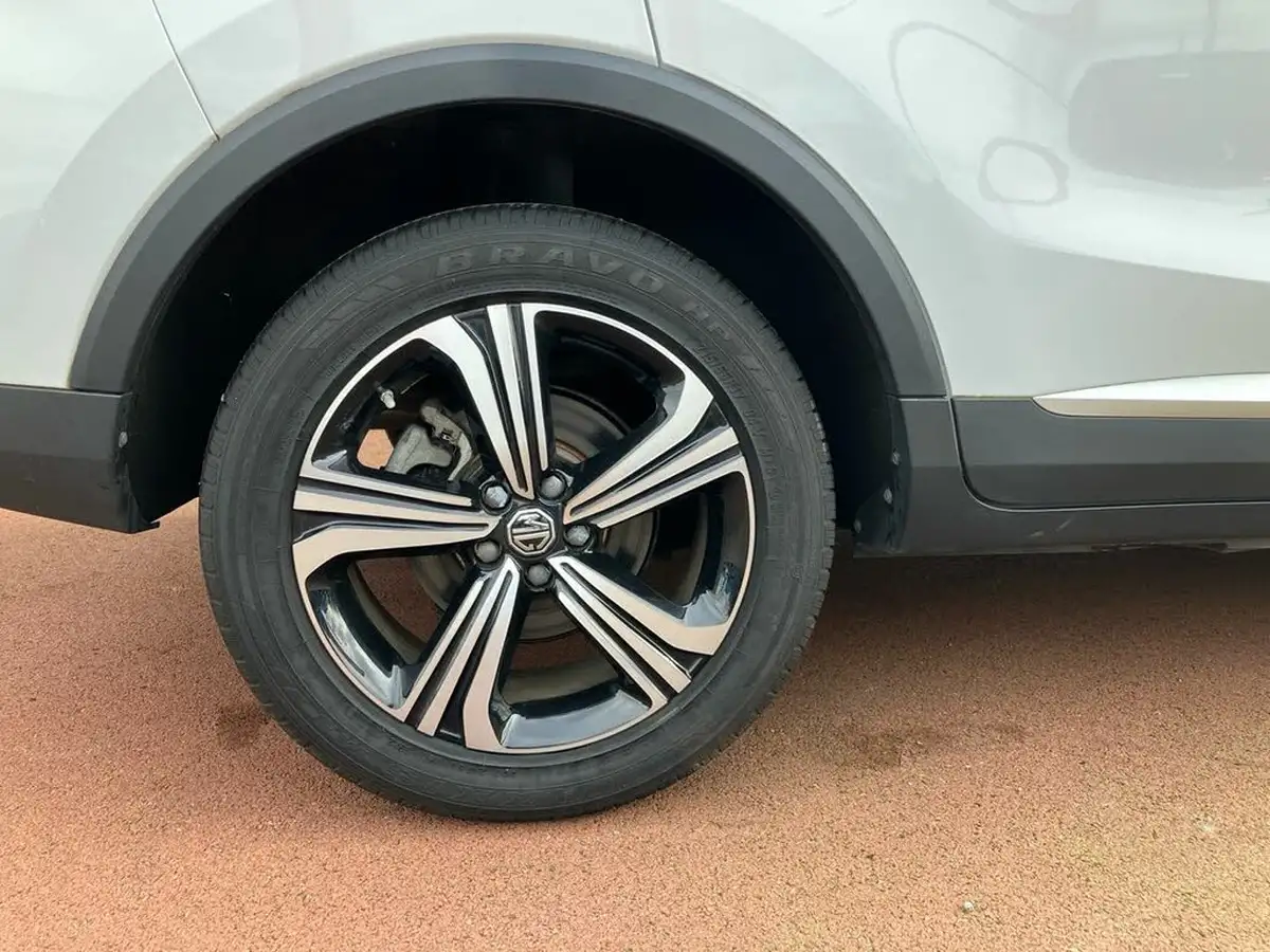 2023-mg-zs-suv-10t-gdi-excite-big-7