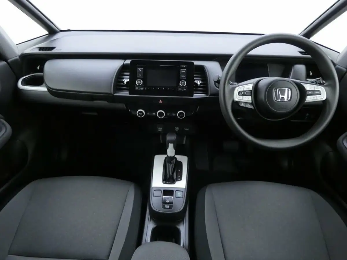 2022-honda-jazz-15-i-mmd-se-109ps-big-20