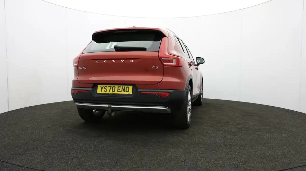 2020-volvo-xc40-20td-d3-momentum-geartronic-big-66
