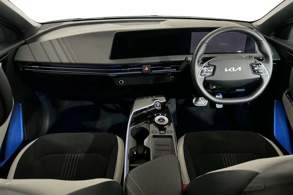 2022-kia-ev6-e-gt-line-225bhp-heat-pump-big-11