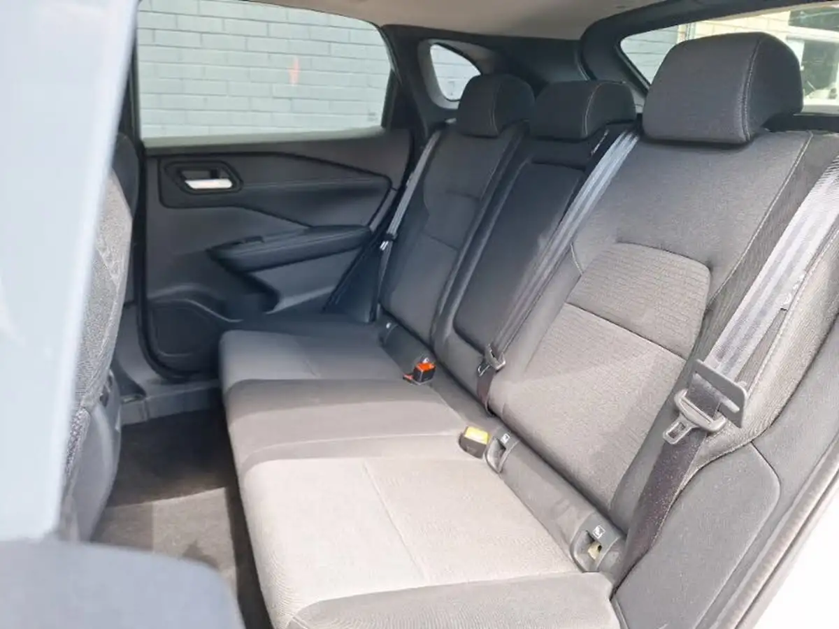 2022-nissan-qashqai-13-dig-t-n-connecta-160ps-auto-big-5