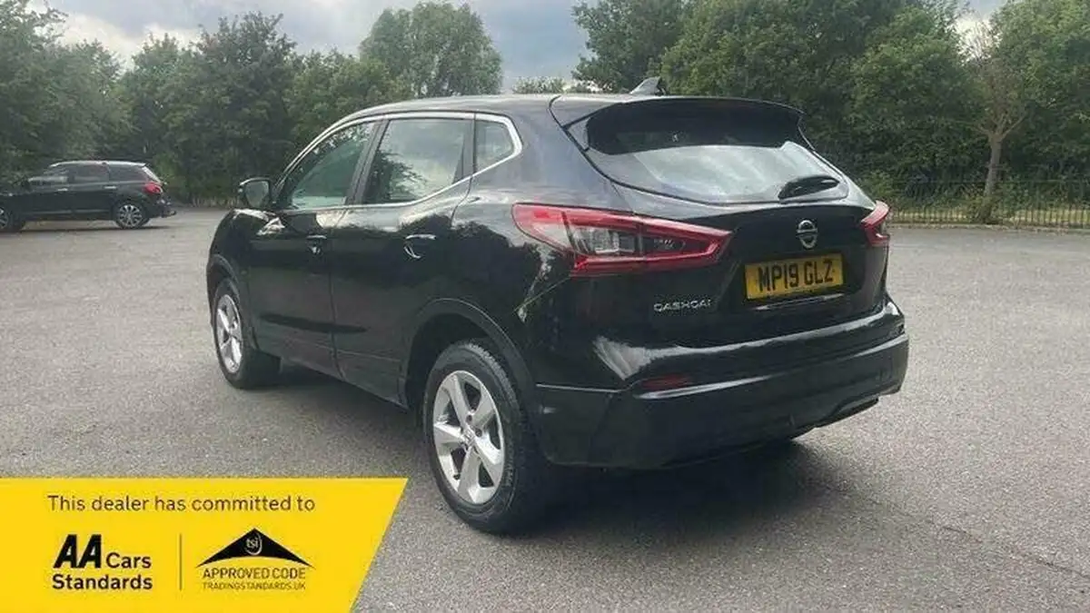 2019-nissan-qashqai-13-dig-t-acenta-premium-140ps-big-8
