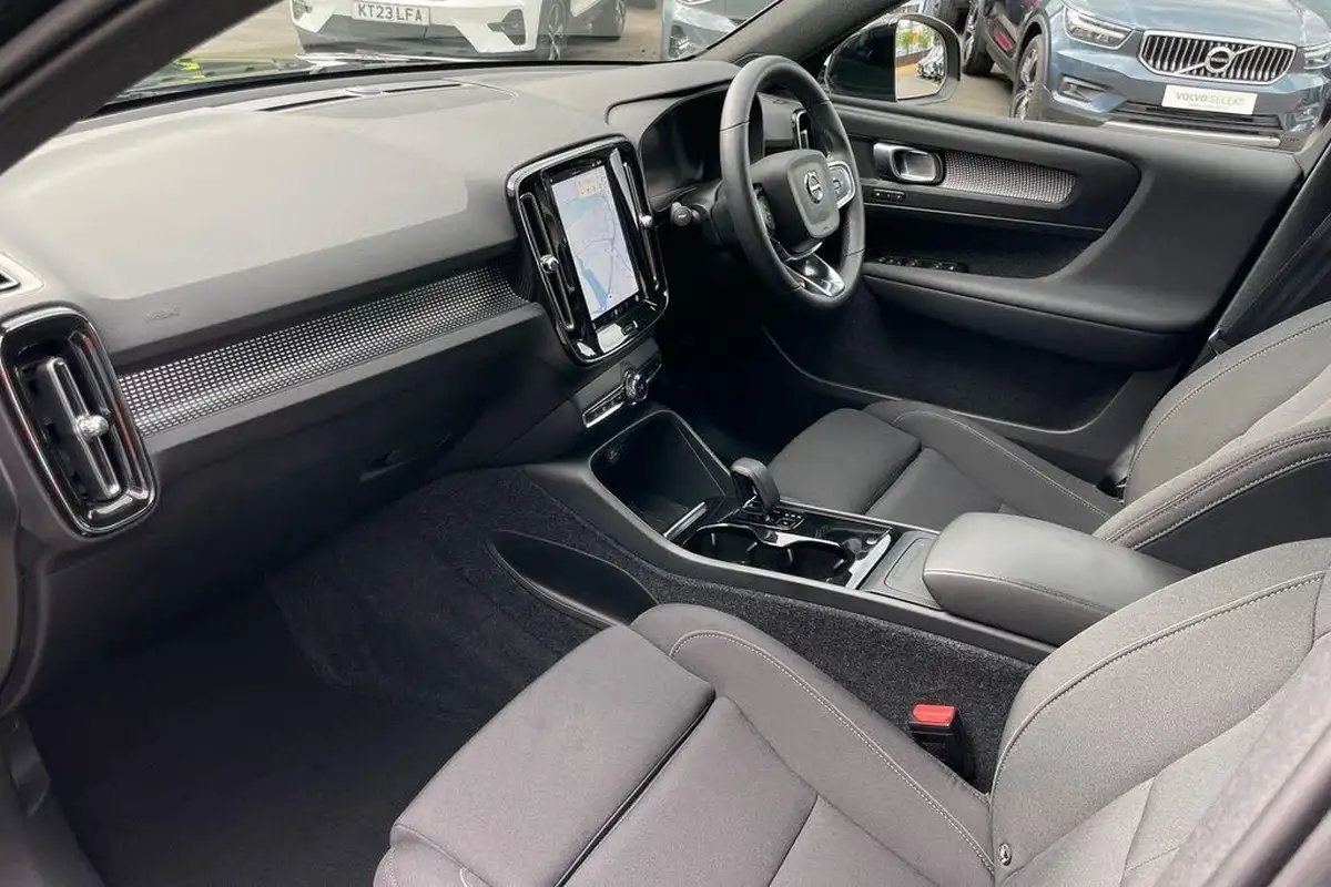 2022-volvo-xc40-e-recharge-plus-228bhp-big-25