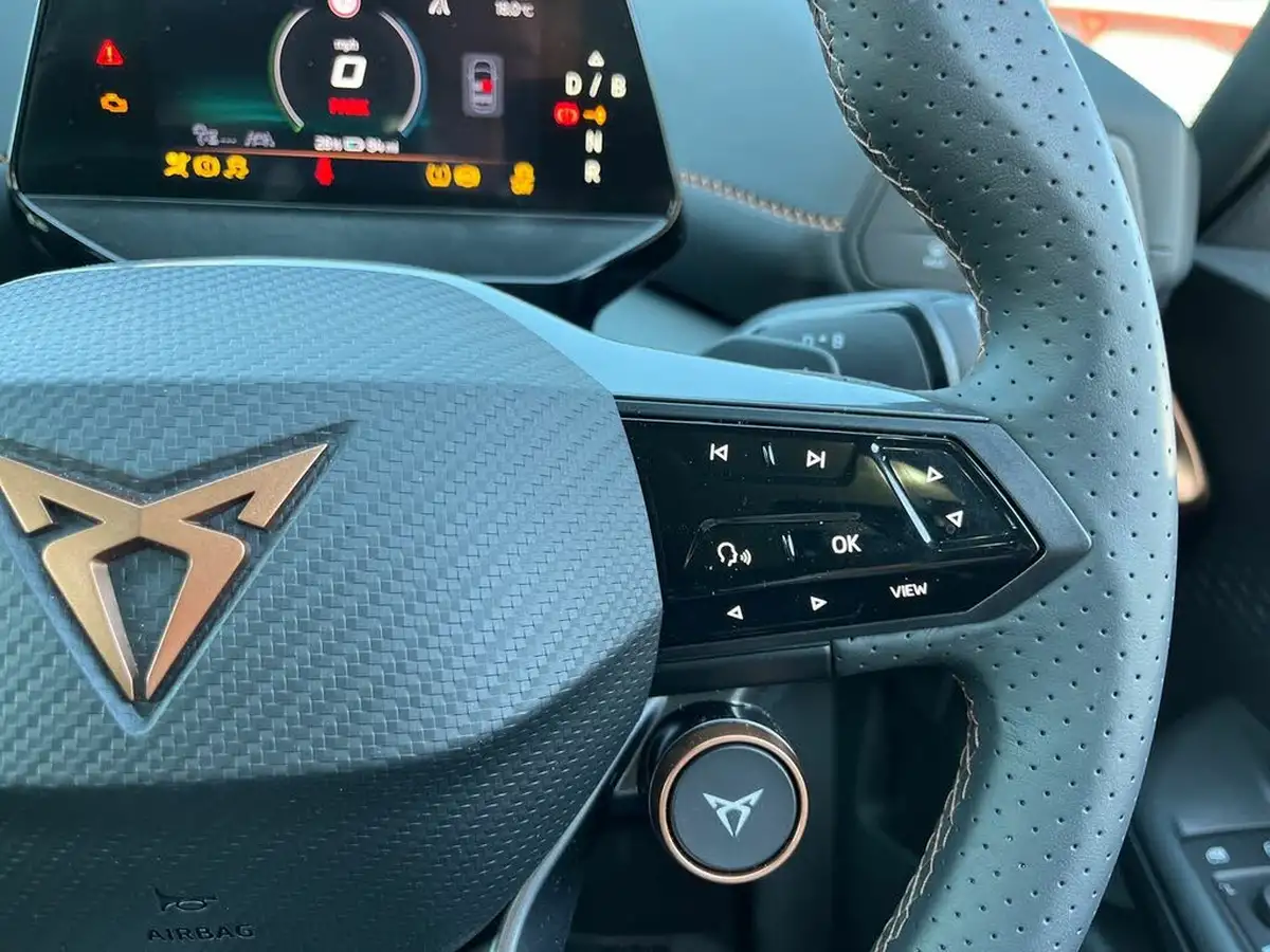 2025-cupra-born-e-vz-first-edition-big-26