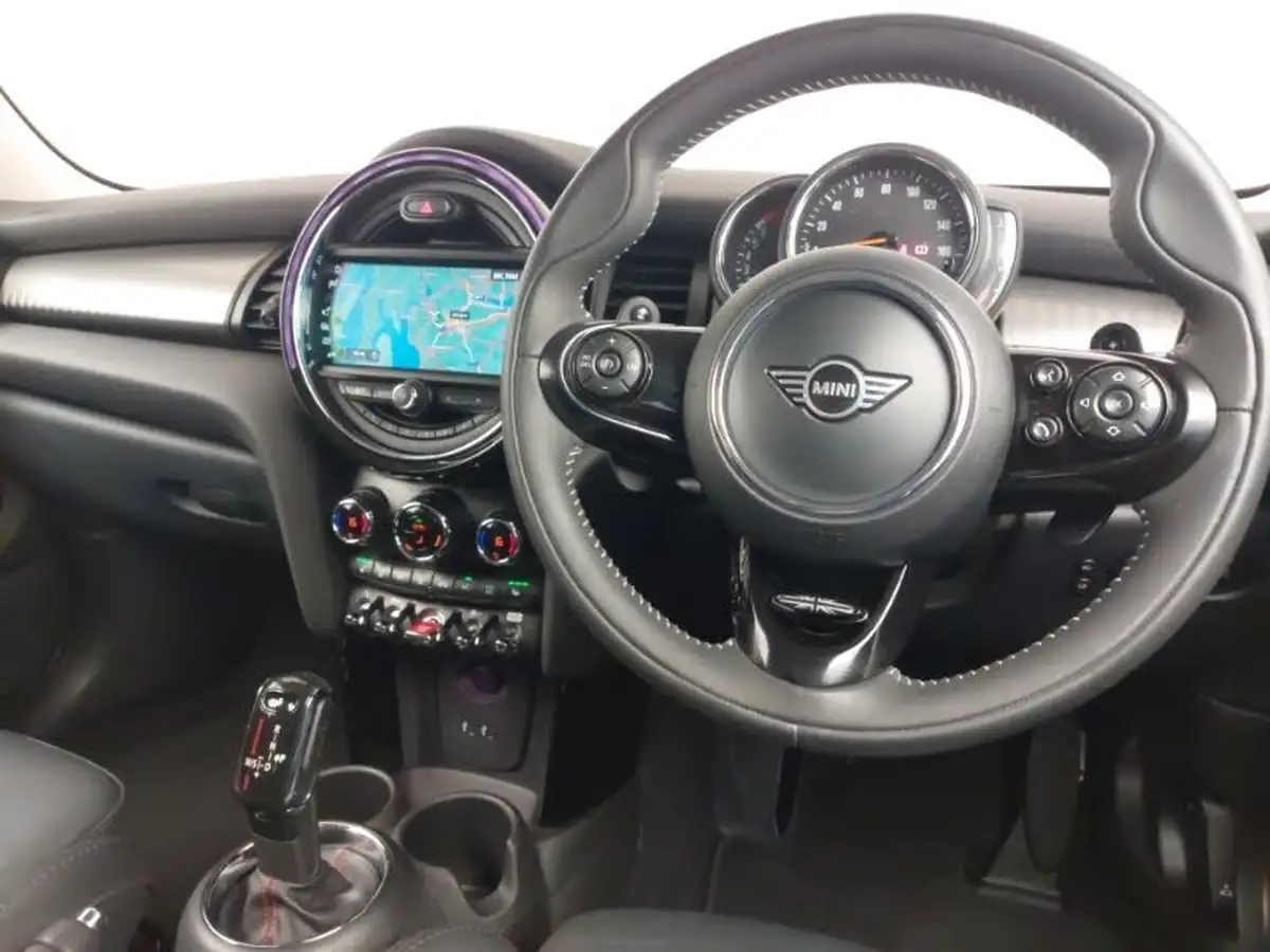 2019-mini-cooper-20-cooper-s-exclusive-189bhp-hatchback-3d-auto-big-4