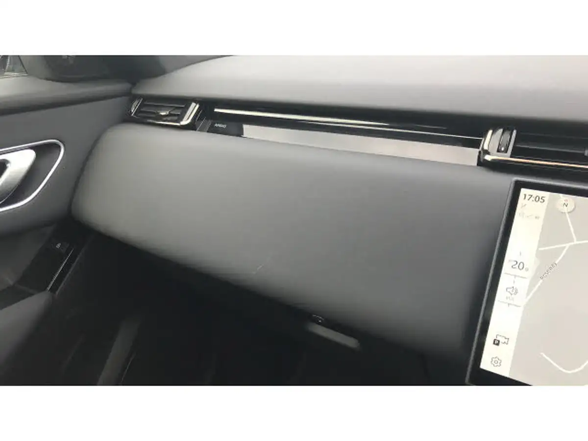 2024-land-rover-range-rover-velar-20-d200-dynamic-se-big-21