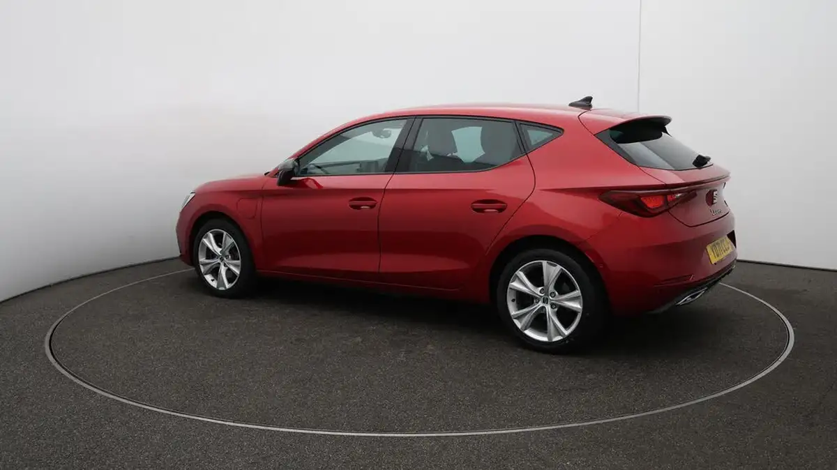 2021-seat-leon-14-e-hybrid-fr-hatchback-big-36