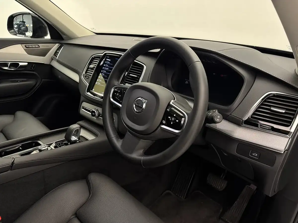 2024-volvo-xc90-20-b5-r-design-big-25