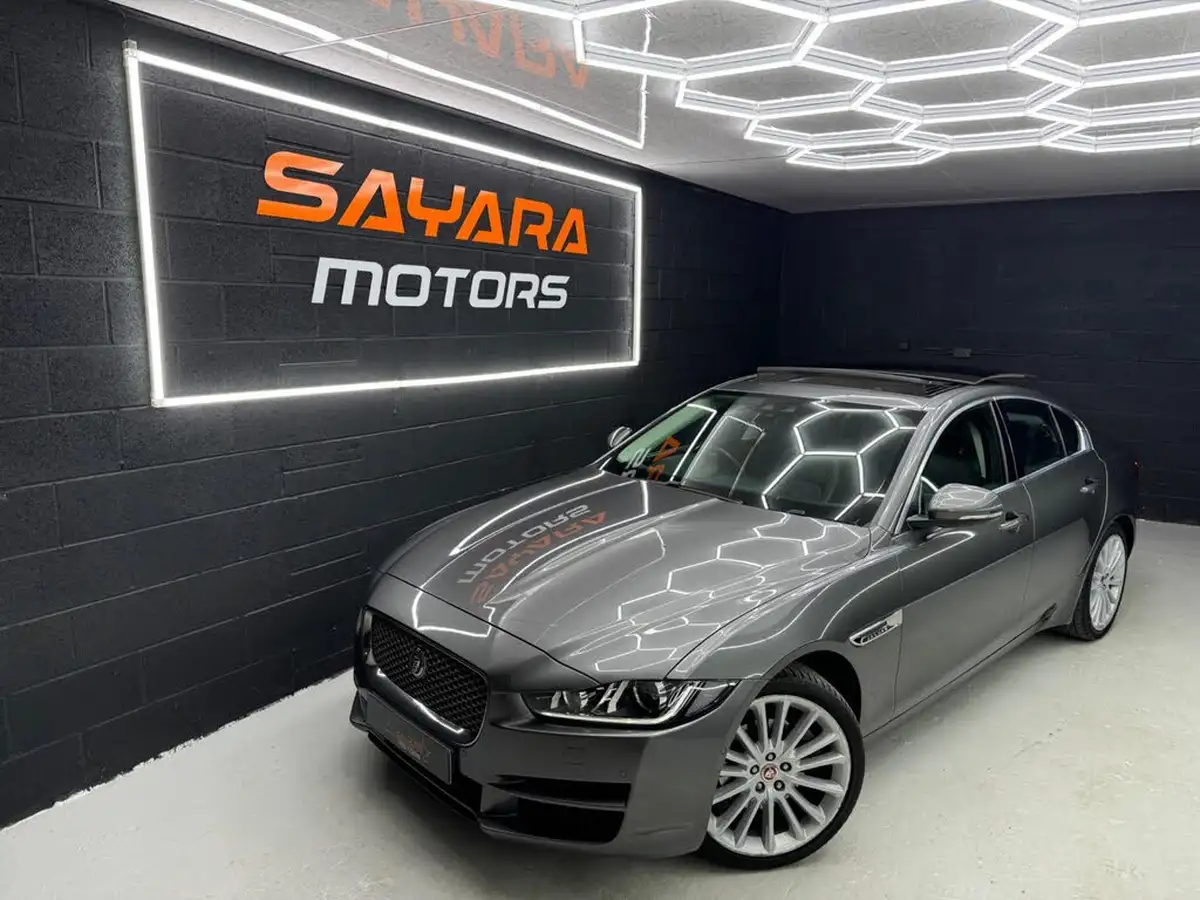2017-jaguar-xe-20d-portfolio-180ps-awd-ss-1999cc-auto-big-0