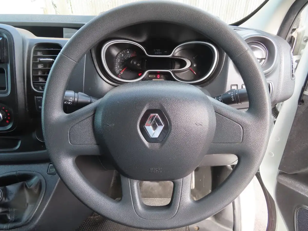 2021-renault-trafic-20dci-ll30-energy-120-business-panel-big-31