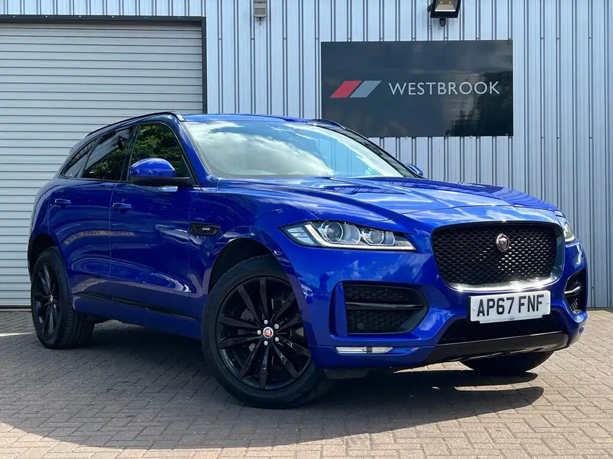 2018-jaguar-f-pace-20-i4d-r-sport-180ps-auto-big-0