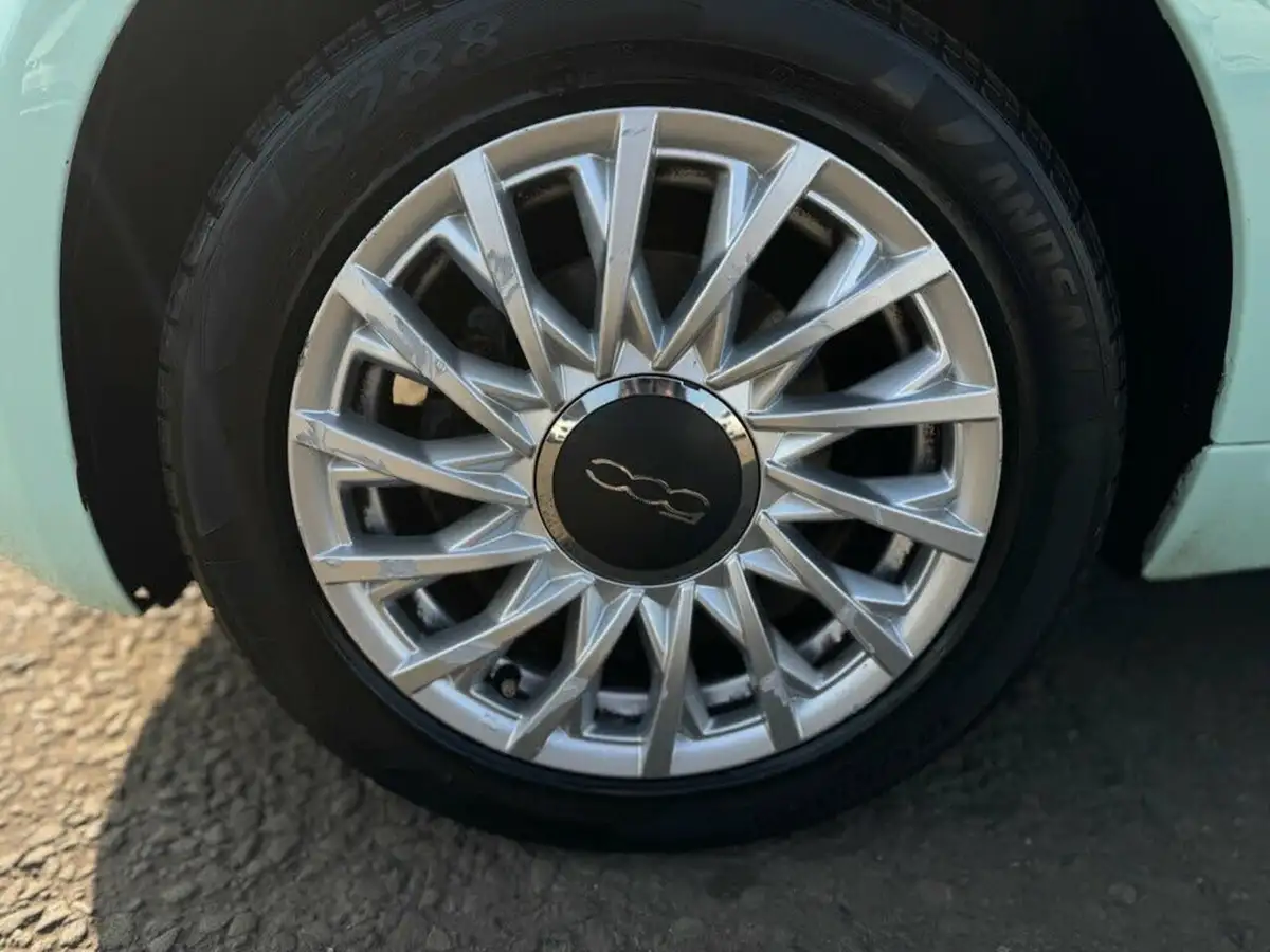 2019-fiat-500-12-lounge-ss-big-23