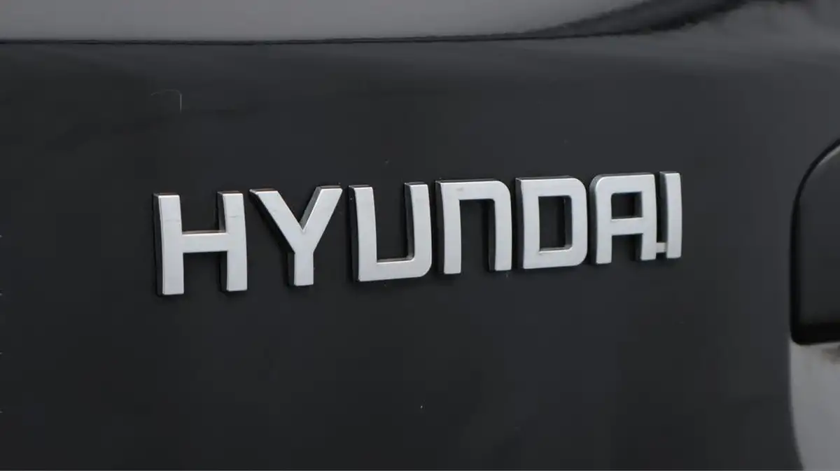 2021-hyundai-kona-e-premium-204ps-64kwh-7kw-obc-big-20