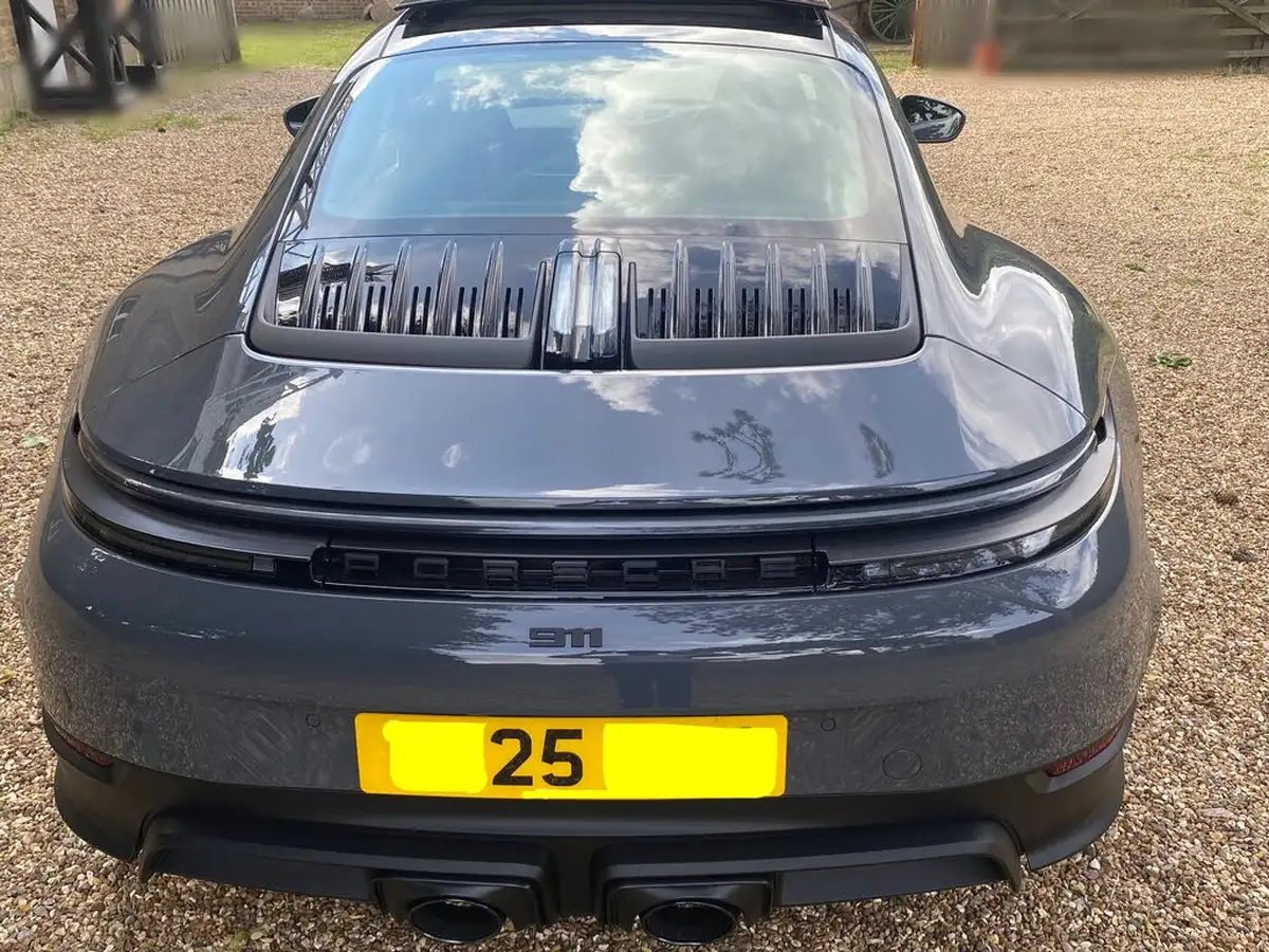 2025-porsche-911-30-carrera-gts-541ps-coupe-3591cc-pdk-big-8