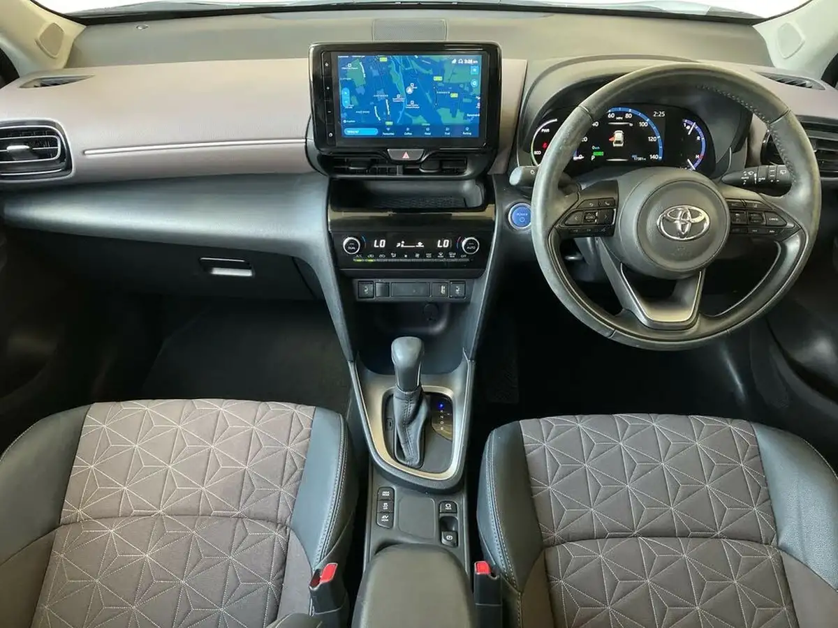2023-toyota-yaris-cross-15-vvt-i-excel-awd-i-big-8