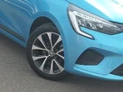 2022-renault-clio-10-tce-iconic-edition-small-8
