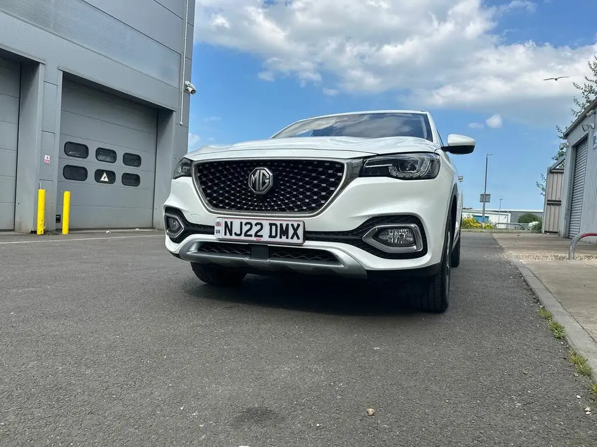 2022-mg-hs-15t-gdi-exclusive-162ps-dct-big-32