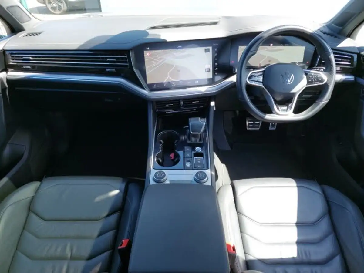 2021-volkswagen-touareg-30tdi-black-edition-286ps-big-2