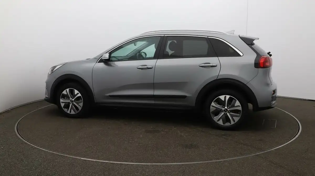 2022-kia-niro-ev-e-2-big-59