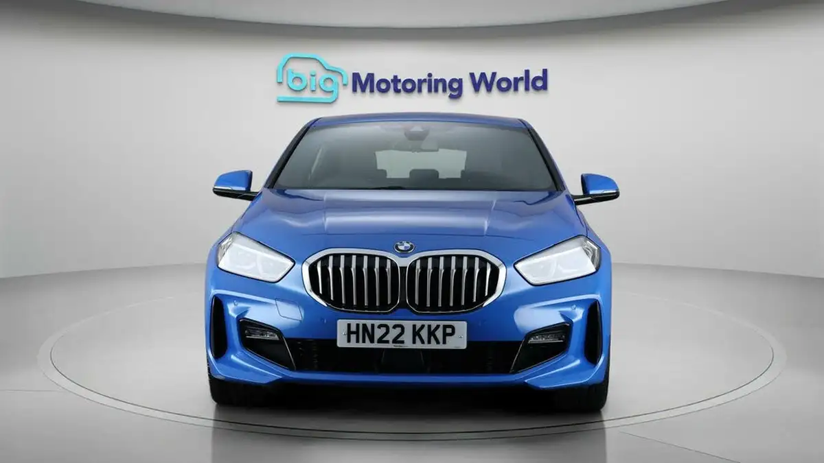 2022-bmw-1-series-15-118i-m-sport-lcp-big-2