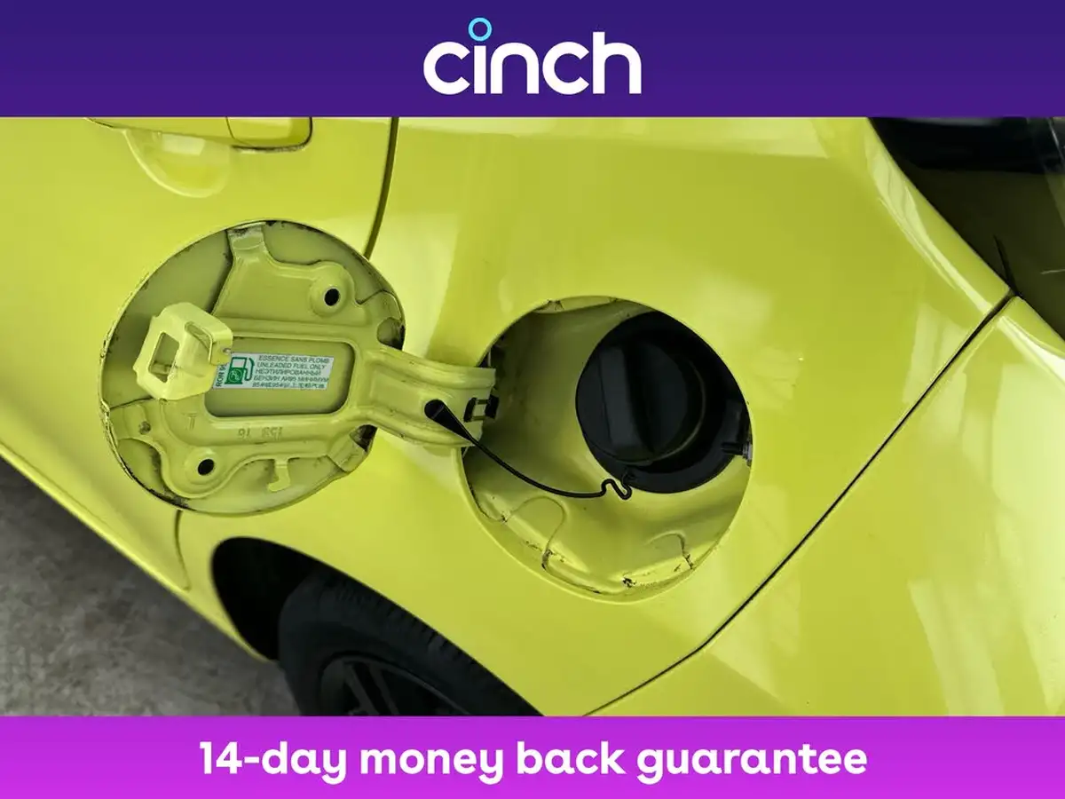 2016-toyota-aygo-10-vvt-i-x-cite-3-bi-tone-yellow-5d-big-27