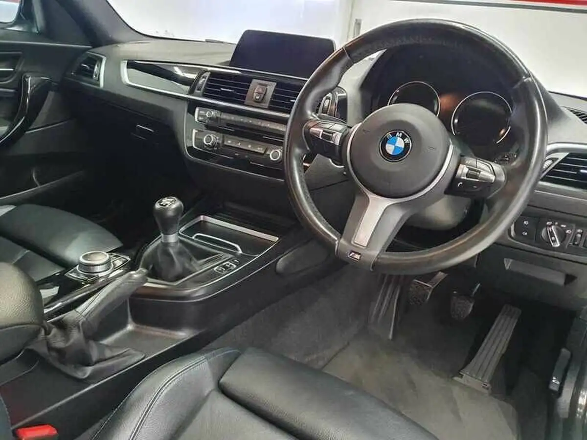 2018-bmw-1-series-15-118i-m-sport-3d-big-10