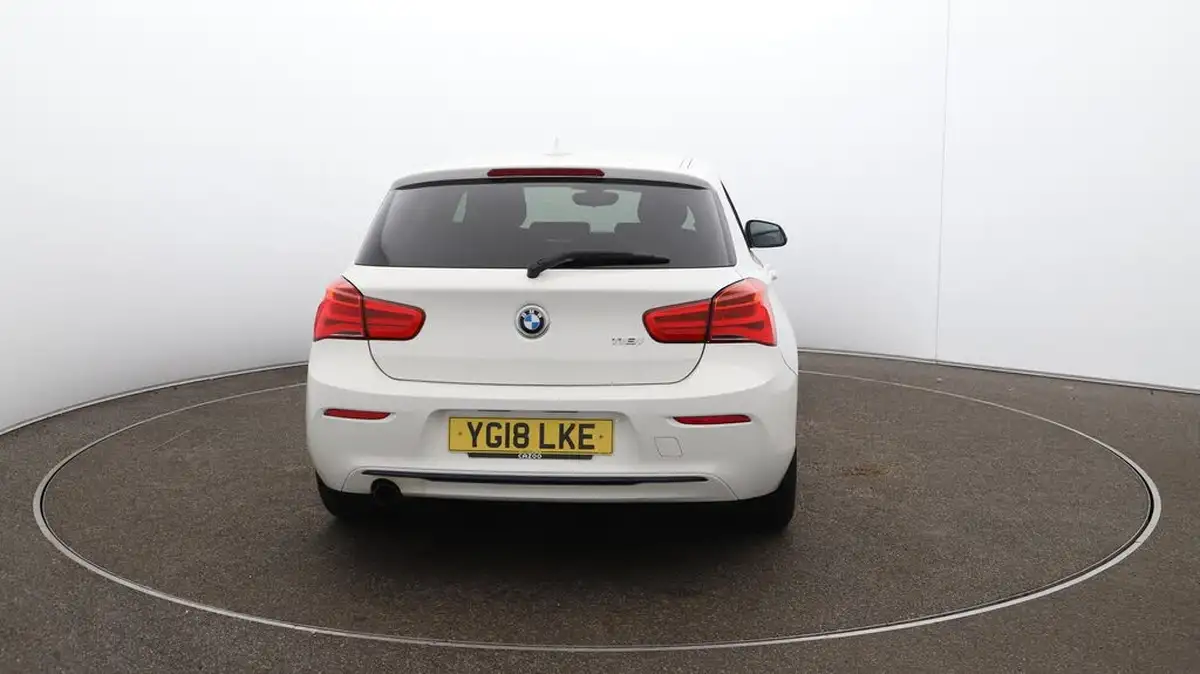2018-bmw-1-series-15-118i-se-5d-big-55