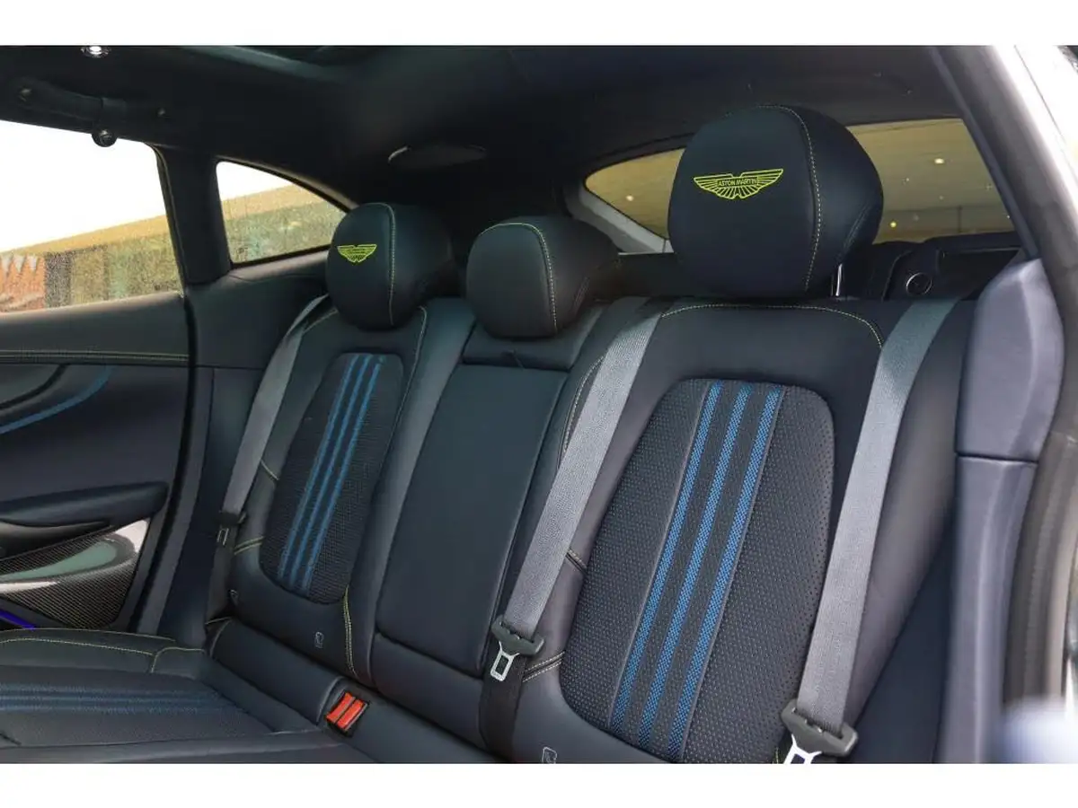 2024-aston-martin-dbx-40-v8-big-34