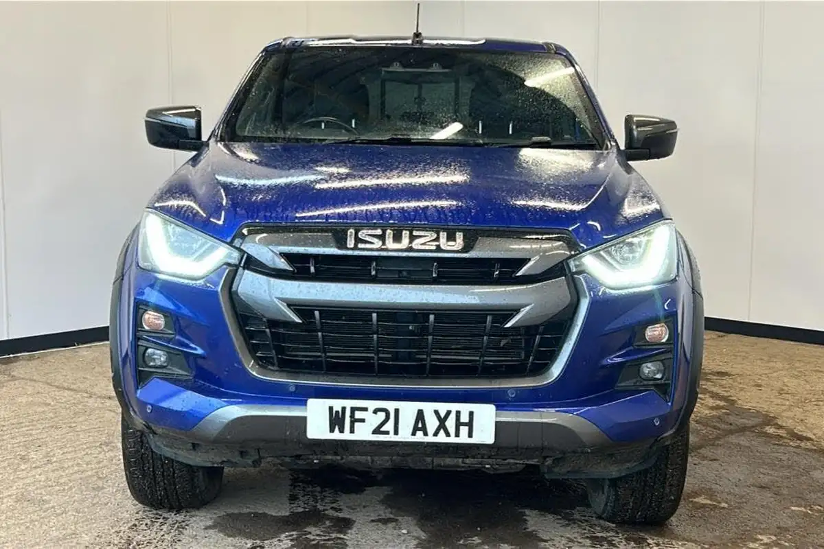 2021-isuzu-d-max-19td-v-cross-auto-big-6