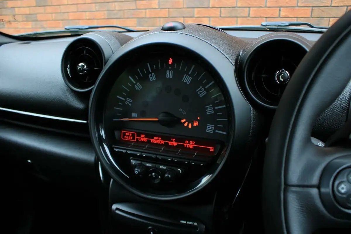 2014-mini-countryman-20td-cooper-sd-143bhp-all4-auto-big-23