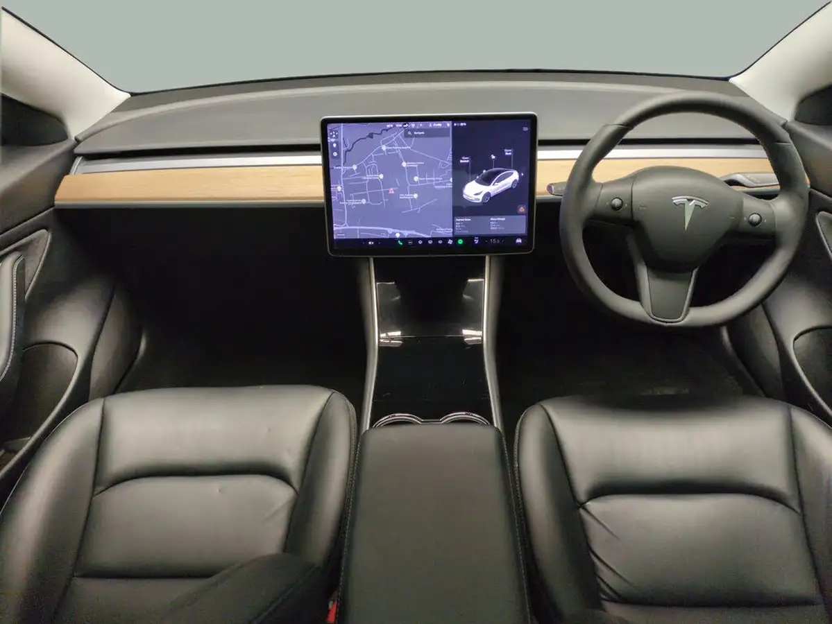 2020-tesla-model-3-e-standard-plus-big-2