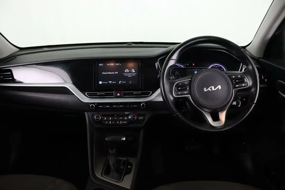 2022-kia-niro-16-gdi-2-139bhp-156kwh-big-10