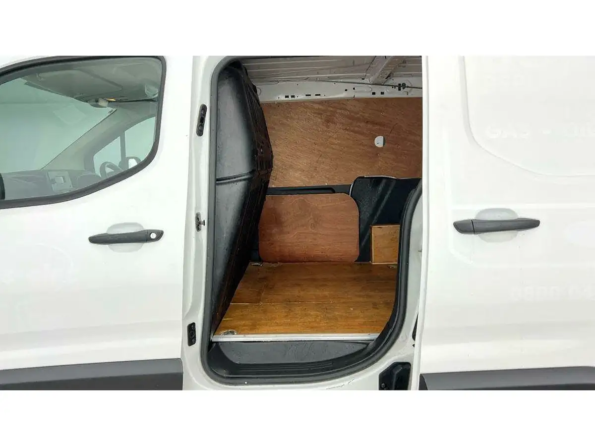 2021-vauxhall-combo-15cdti-dynamic-2300-100pseu6dt-l1h1-panel-big-12