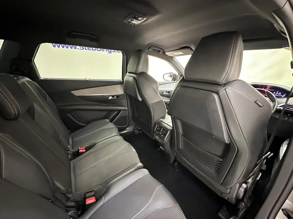 2022-peugeot-5008-suv-12-puretech-gt-eat8-big-17