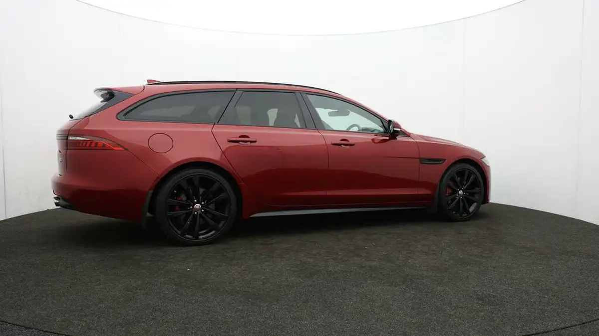 2019-jaguar-xf-30td-sportbrake-5d-big-40