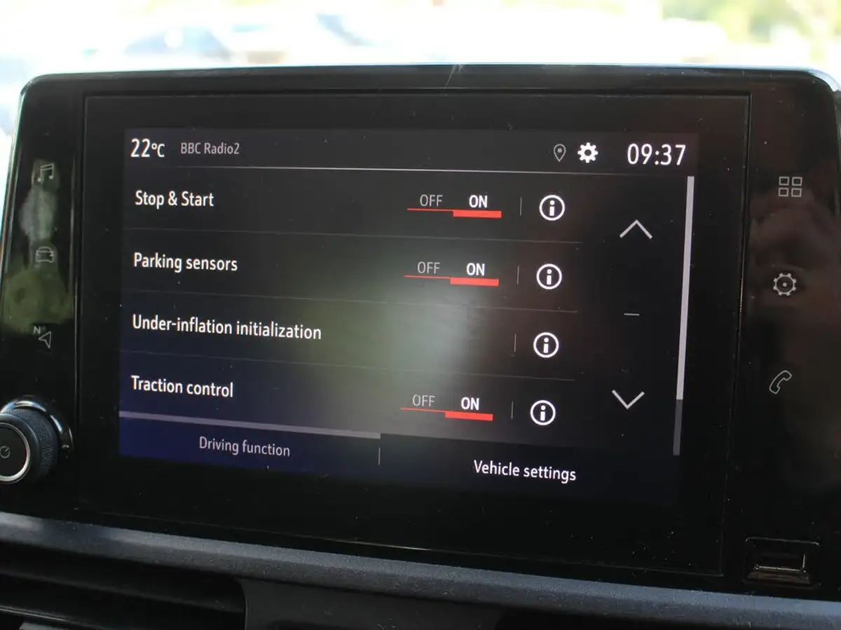2021-vauxhall-combo-life-12i-edition-big-46