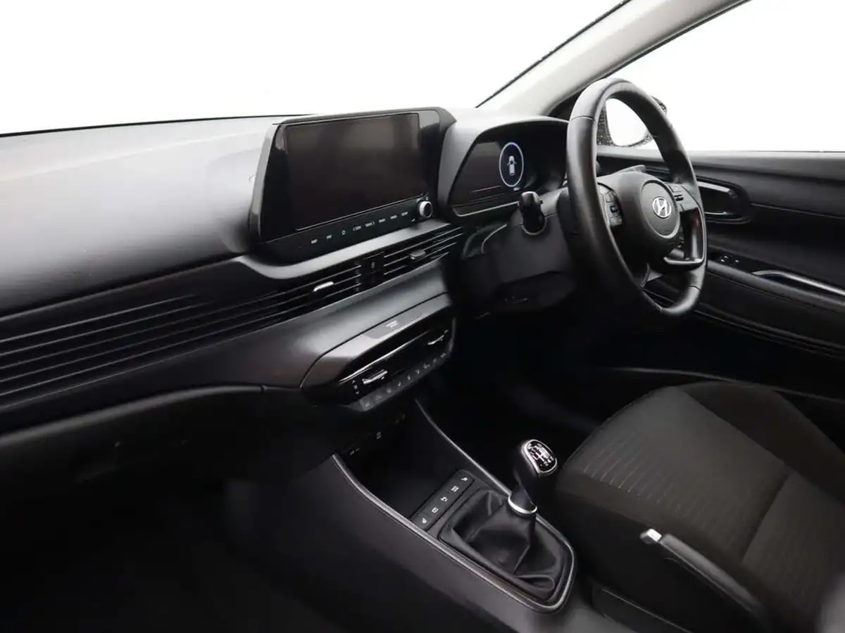 2022-hyundai-i20-10-t-gdi-premium-eclutch-imt-big-8