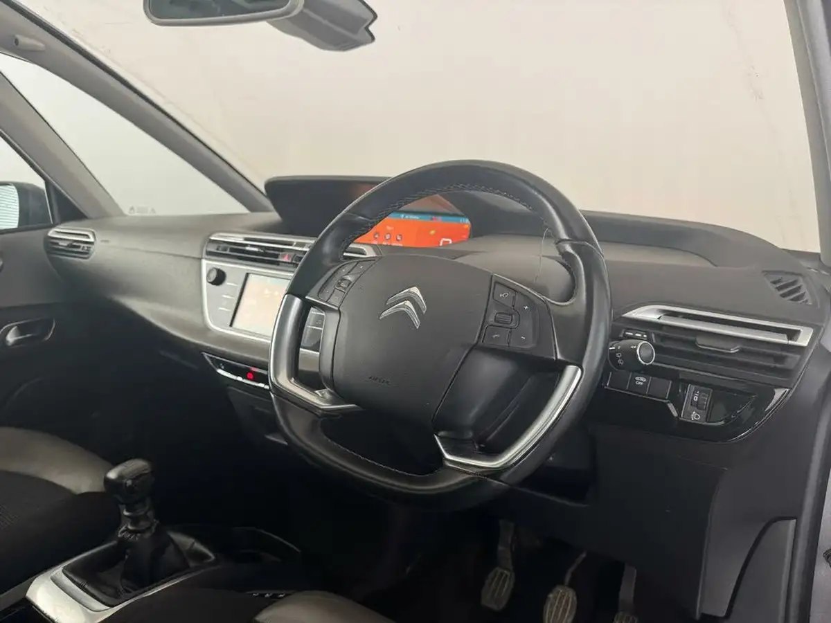 2019-citroen-grand-c4-spacetourer-12-puretech-flair-big-8