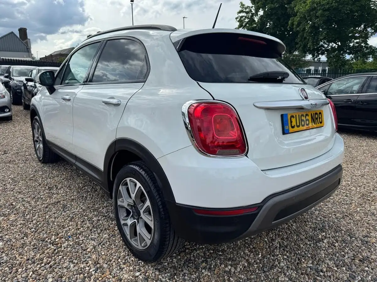2016-fiat-500x-14-multiair-cross-140bhp-ddct-big-3