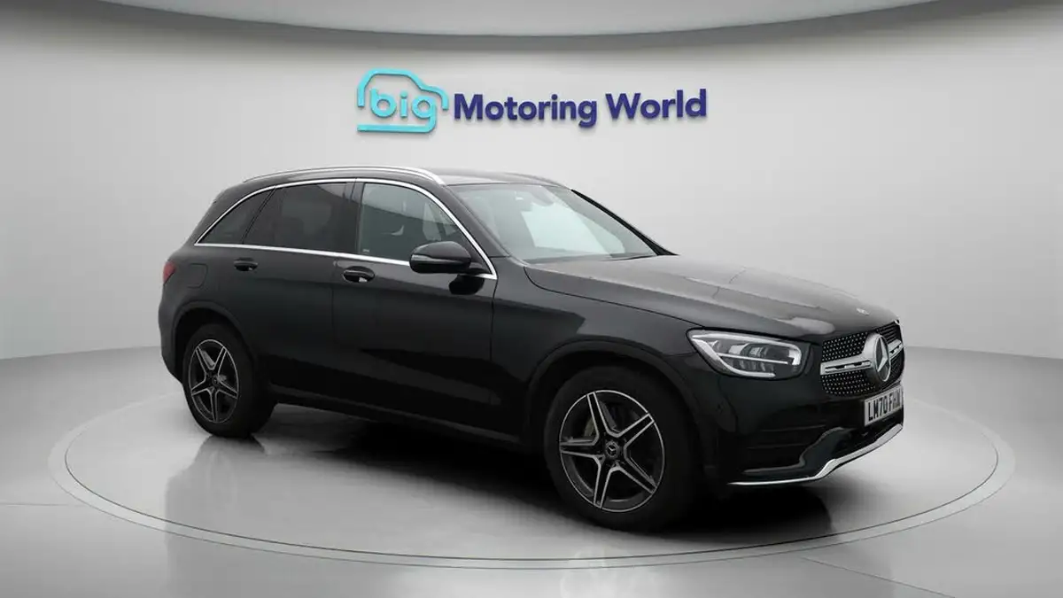 2020-mercedes-benz-glc-class-20d-glc220d-amg-line-station-wagon-5d-4matic-plus-big-1