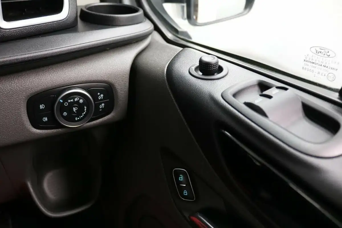 2022-ford-transit-custom-20tdci-340-l1h1-limited-170pseu6dt-auto-big-76