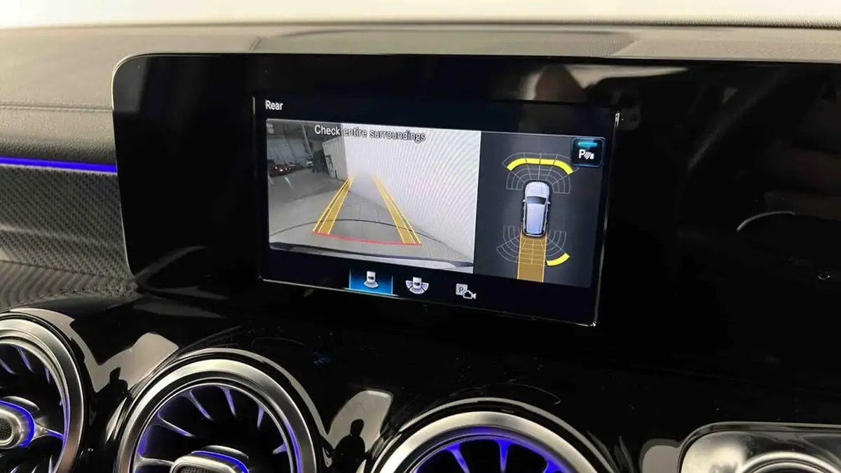 2020-mercedes-benz-glb-class-20-glb35-amg-premium-plus-big-22