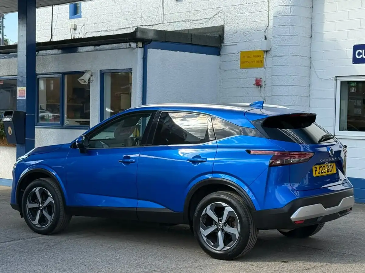 2022-nissan-qashqai-13-dig-t-n-connecta-140ps-big-2