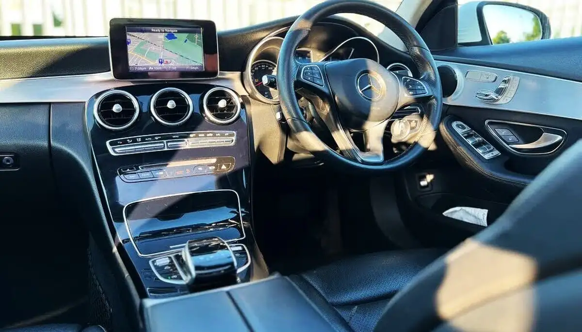 2017-mercedes-benz-c-class-16d-c200d-sport-premiumss-saloon-4d-7g-tronic-plus-big-47