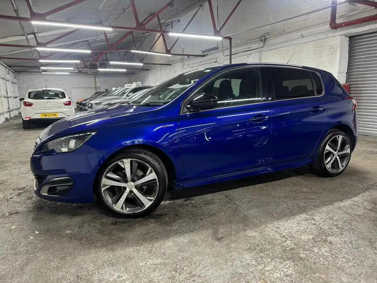 2016-peugeot-308-16-bluehdi-gt-line-big-57