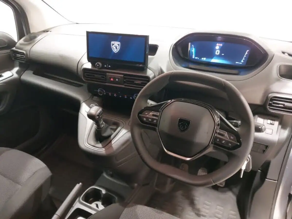 2024-peugeot-partner-15-bluehdi-professional-100pseu6d-big-2