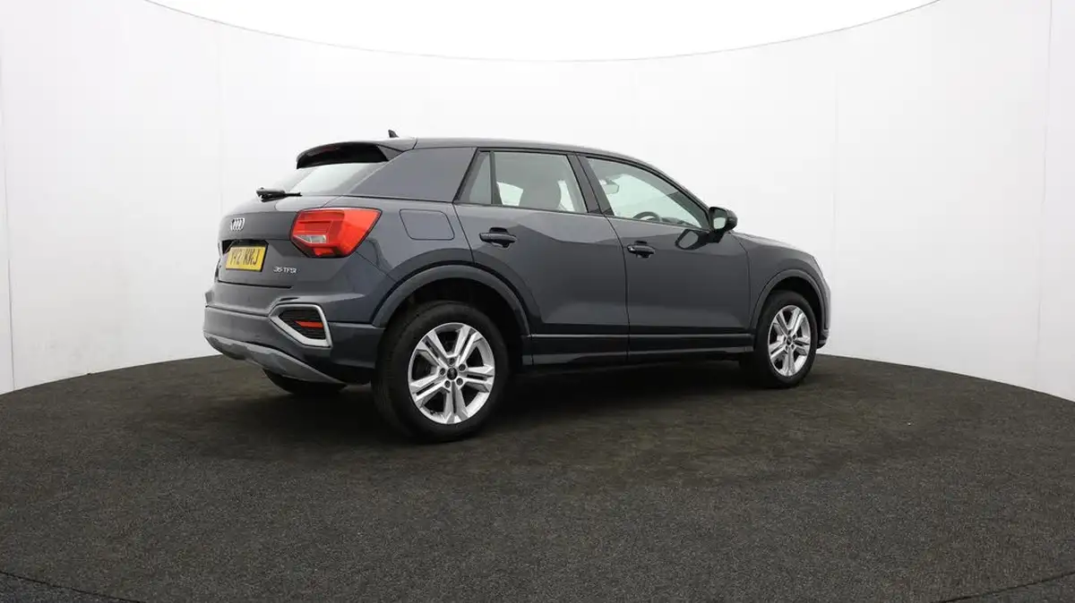 2021-audi-q2-15-35-tfsi-sport-big-36