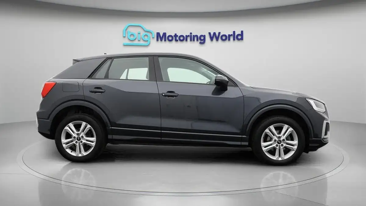 2021-audi-q2-15-35-tfsi-sport-big-8