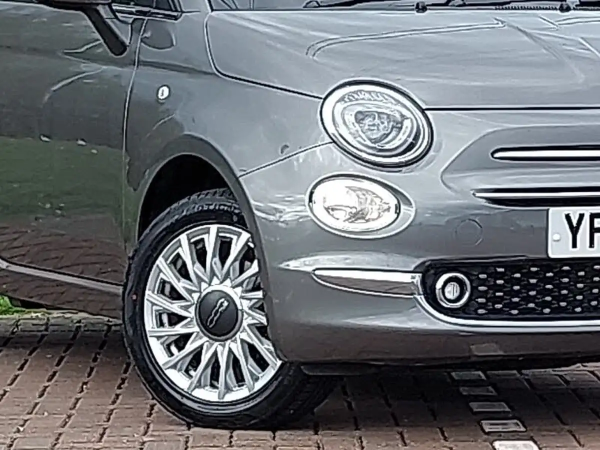 2023-fiat-500c-10-big-8