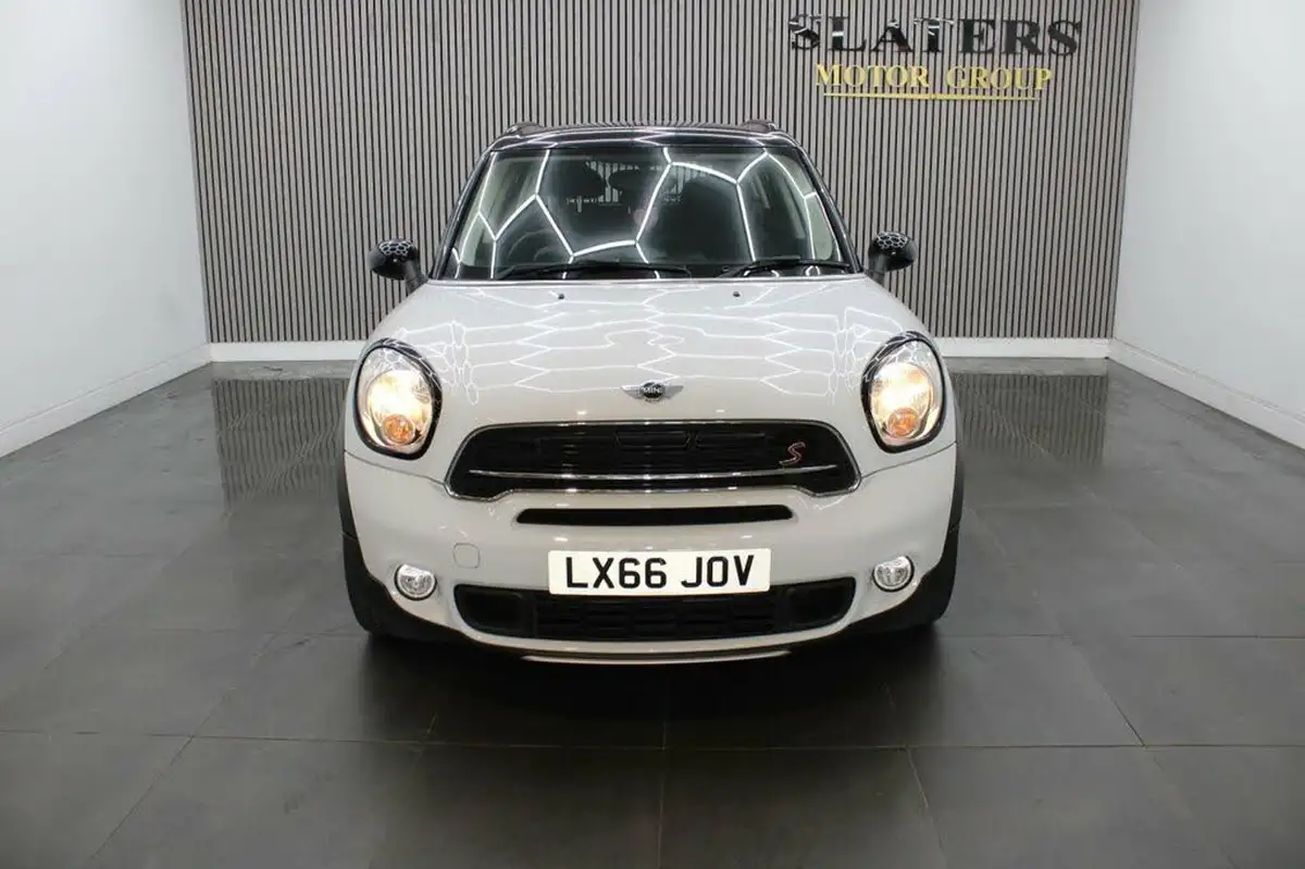 2016-mini-countryman-16-cooper-s-ss-all4-big-1